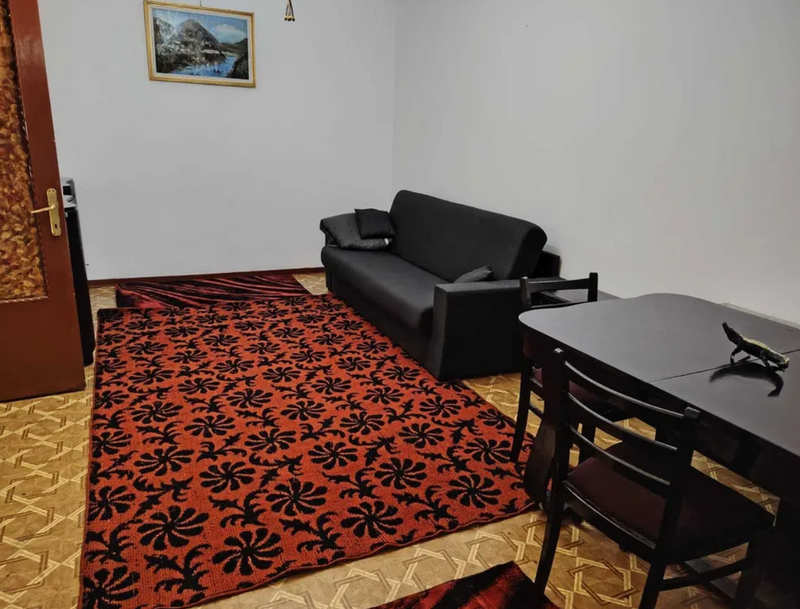 Turda, Parc Regina Maria, sector 1, bloc din 1983, centrala proprie, 2 bai